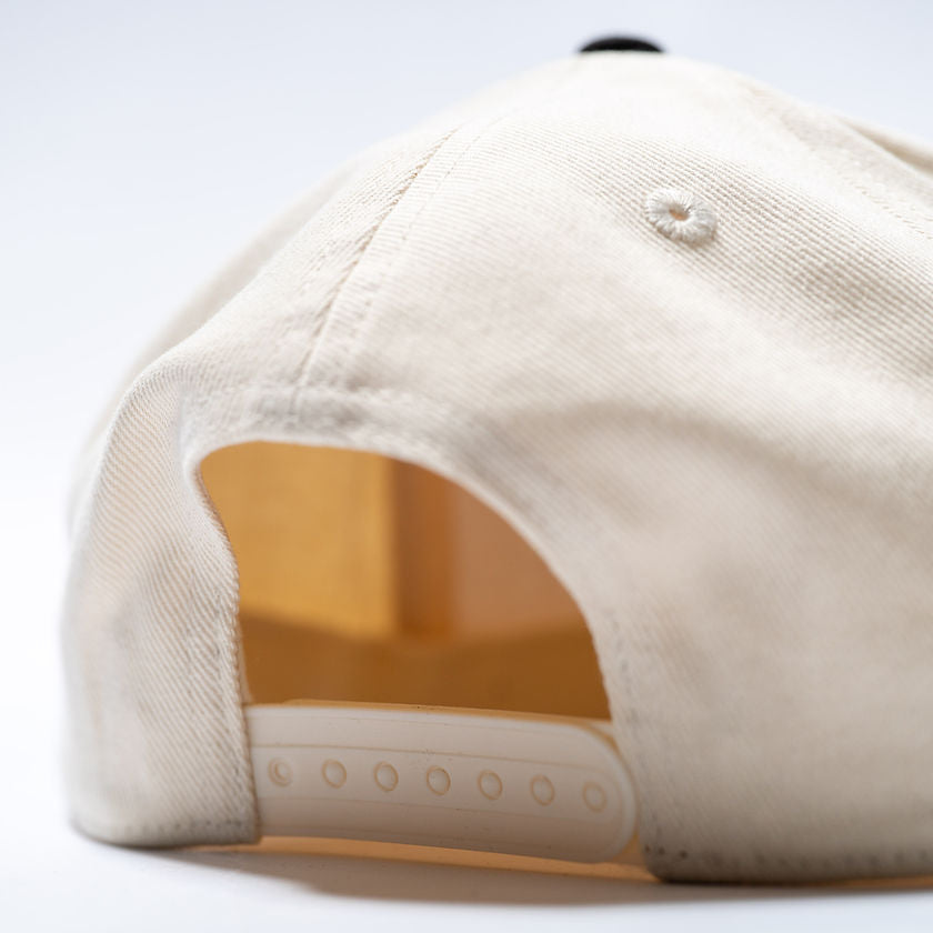 Contrast Logo Cap
